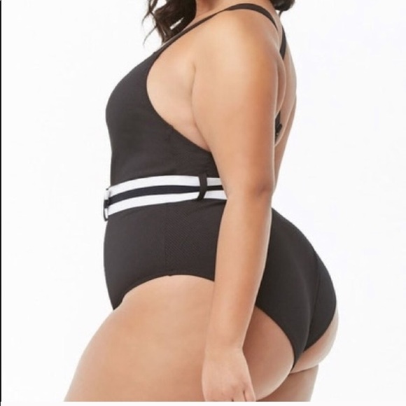 Forever 21+ belted one piece swimsuit - Picture 6 of 7